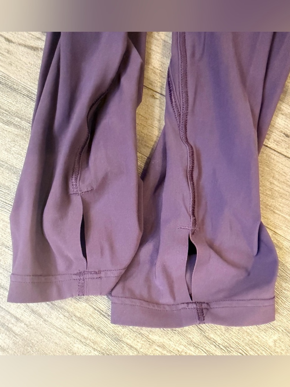 Mesh Panelled Running Long Sleeve Grape Thistle Size 6 - Picture 6 of 8